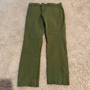 Banana Republic Factory Sloan Curvy Fit Green Pant Size 8